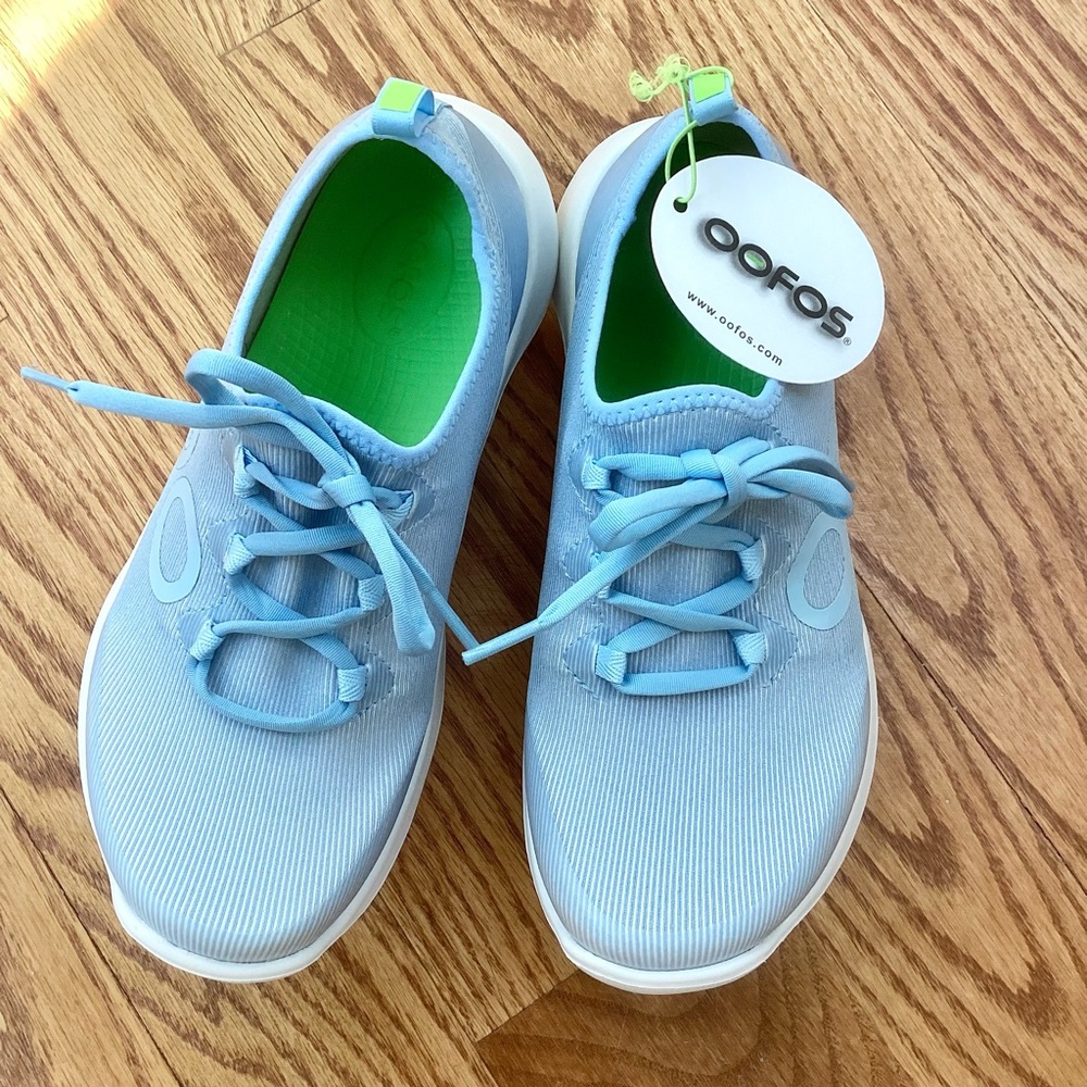 NIB NWT OOFOS OOMG Sport LS Carolina Blue Lace Up Sneakers Trainers